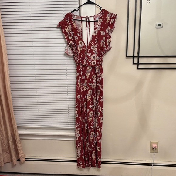 Charlie Holiday Dresses & Skirts - Chic Red Floral Maxi Jumper